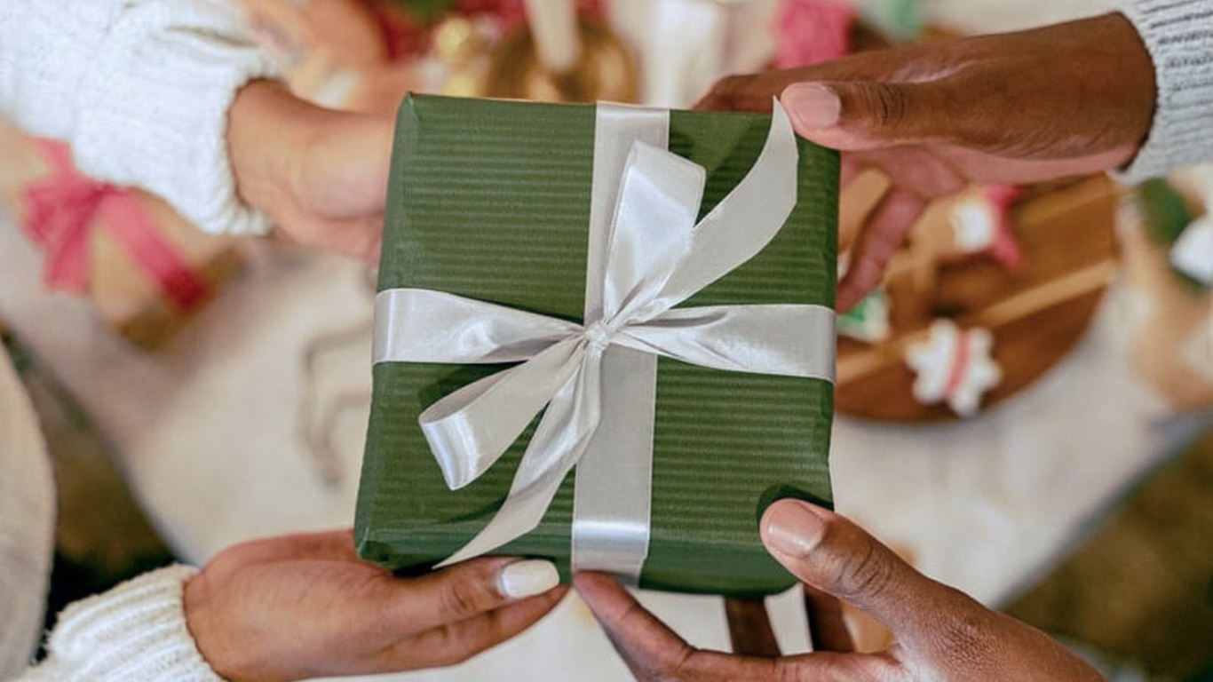 The Joy of Natural Hair Gifts This Season